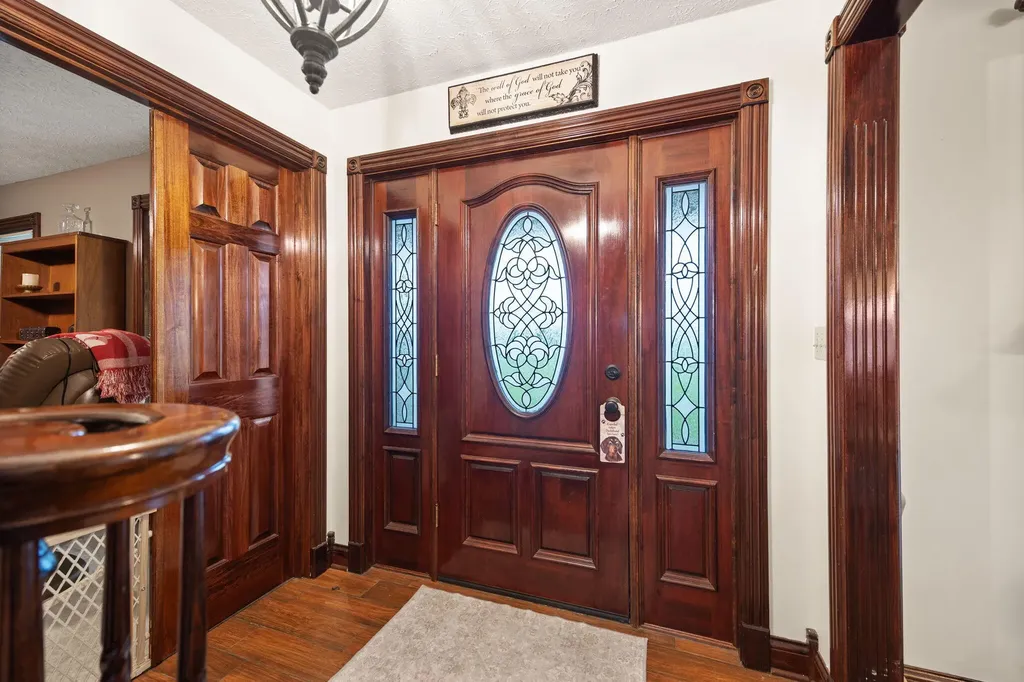 2295 Ky-92 Jamestown KY 42629