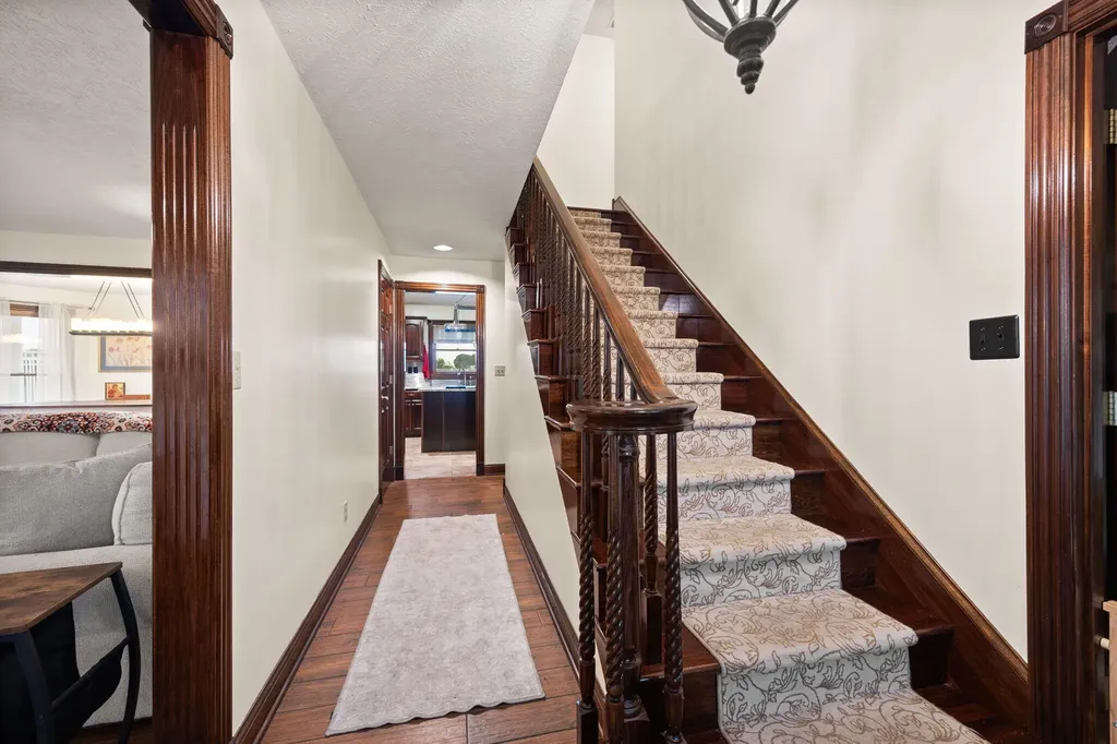2295 Ky-92 Jamestown KY 42629