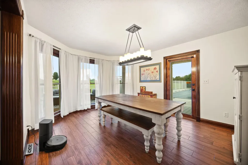 2295 Ky-92 Jamestown KY 42629