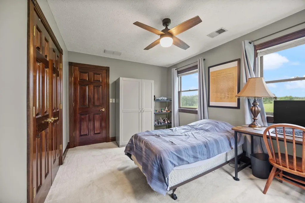 2295 Ky-92 Jamestown KY 42629