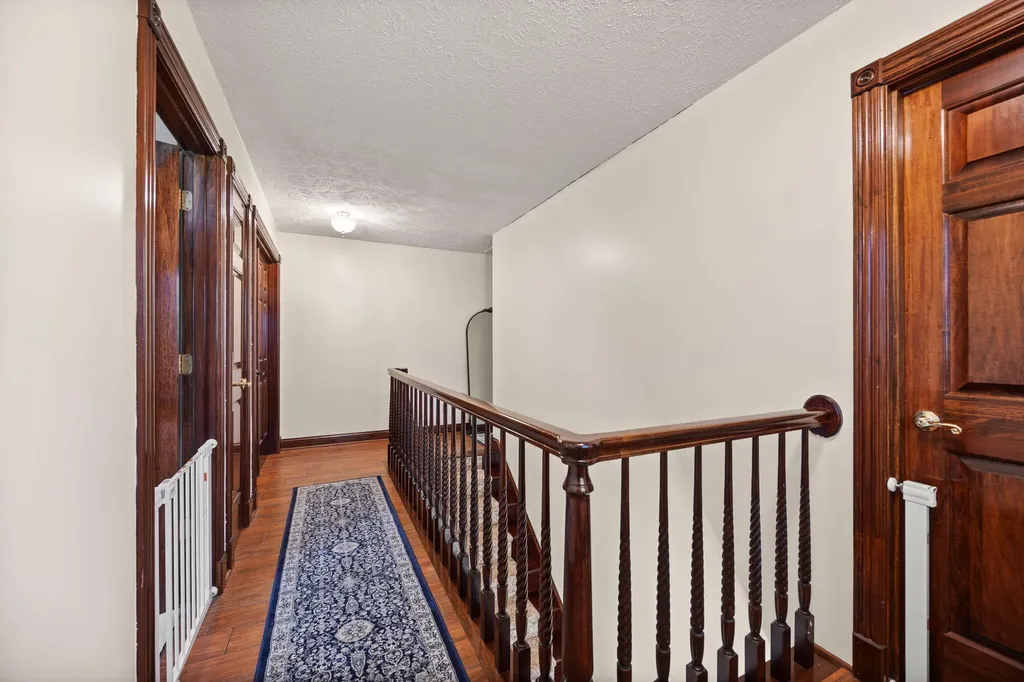 2295 Ky-92 Jamestown KY 42629