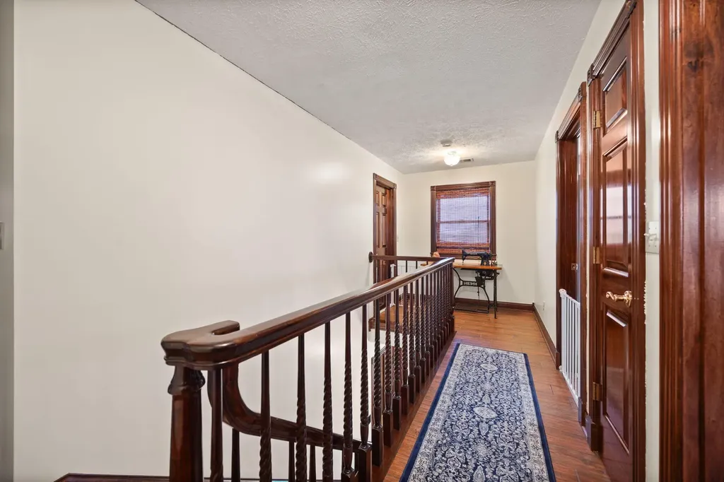 2295 Ky-92 Jamestown KY 42629