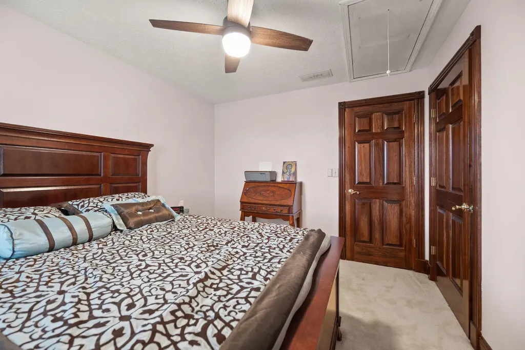 2295 Ky-92 Jamestown KY 42629