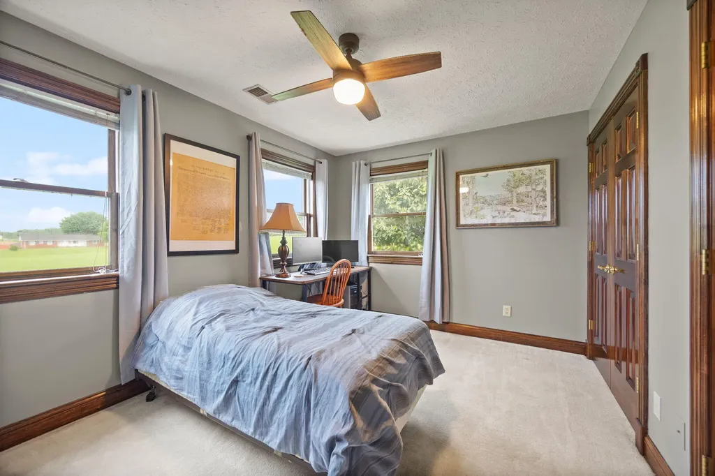 2295 Ky-92 Jamestown KY 42629