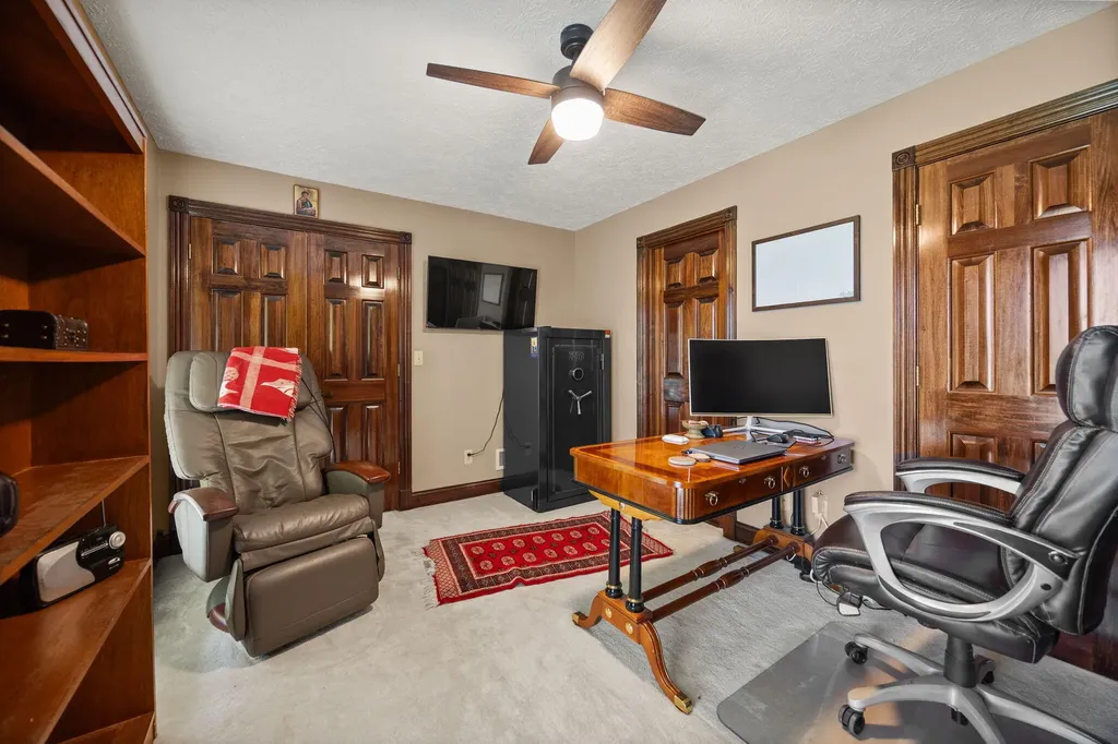 2295 Ky-92 Jamestown KY 42629