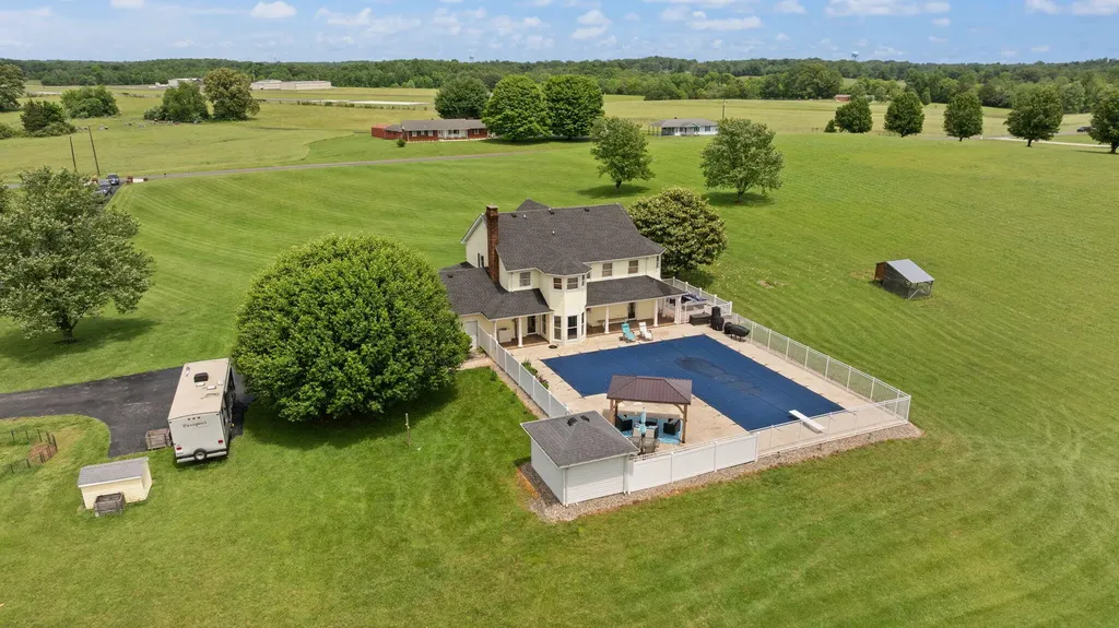 2295 Ky-92 Jamestown KY 42629