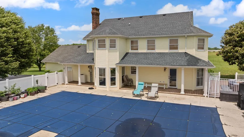 2295 Ky-92 Jamestown KY 42629