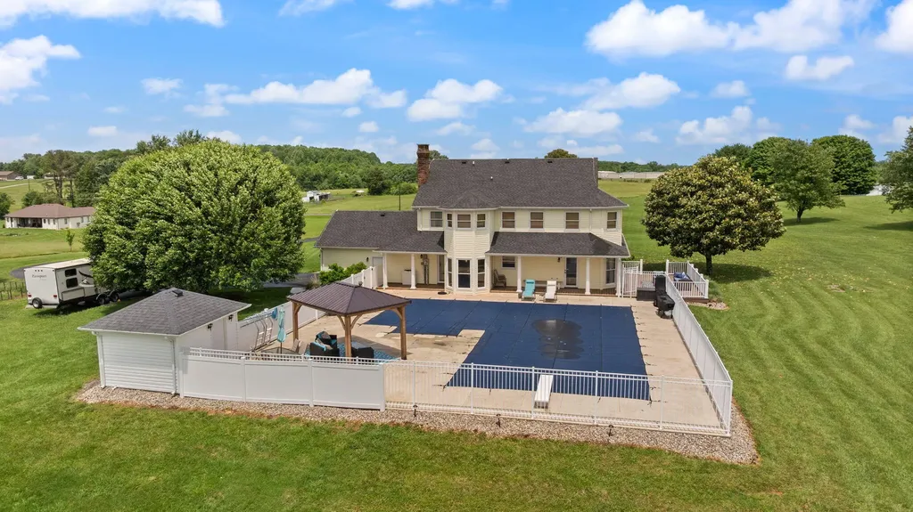2295 Ky-92 Jamestown KY 42629