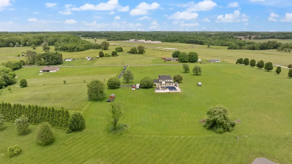 2295 Ky-92 Jamestown KY 42629