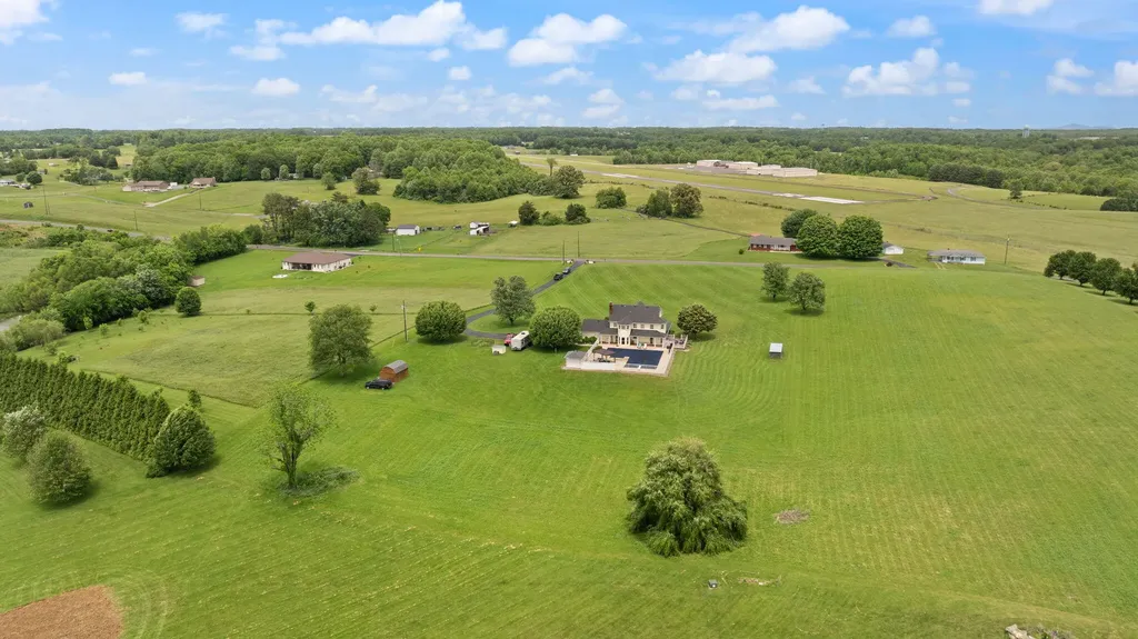 2295 Ky-92 Jamestown KY 42629