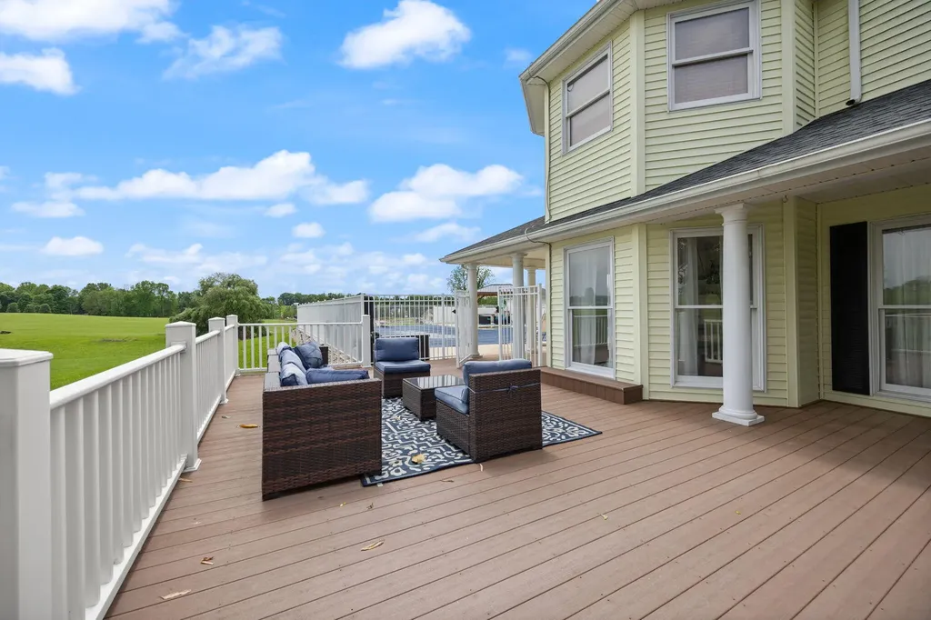 2295 Ky-92 Jamestown KY 42629