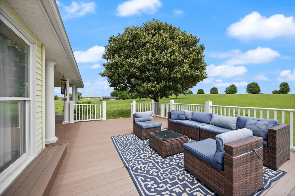 2295 Ky-92 Jamestown KY 42629