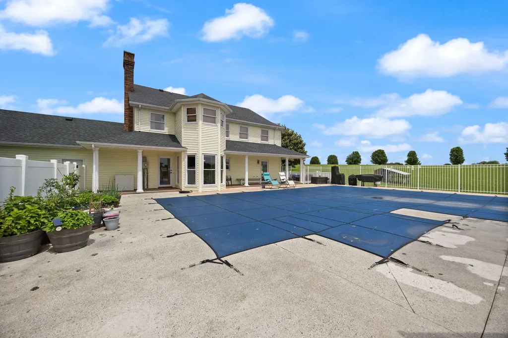 2295 Ky-92 Jamestown KY 42629