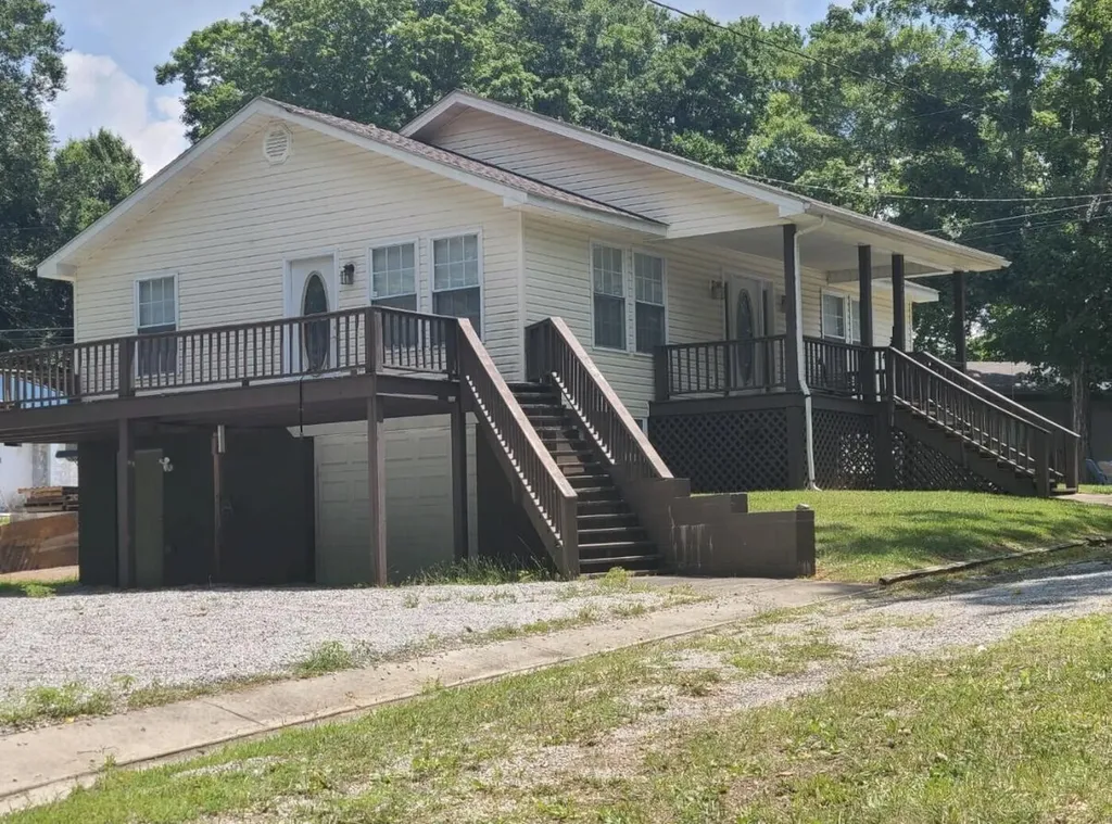 500 Beaver Lodge Road Monticello KY 42633