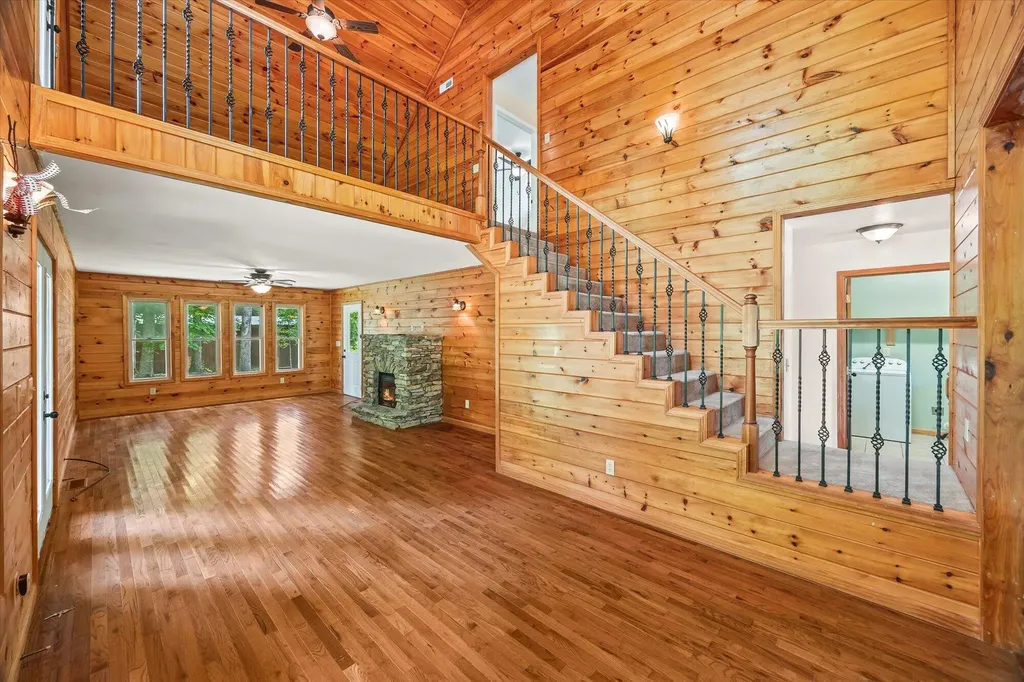 150 Bear Paw Road Albany KY 42602