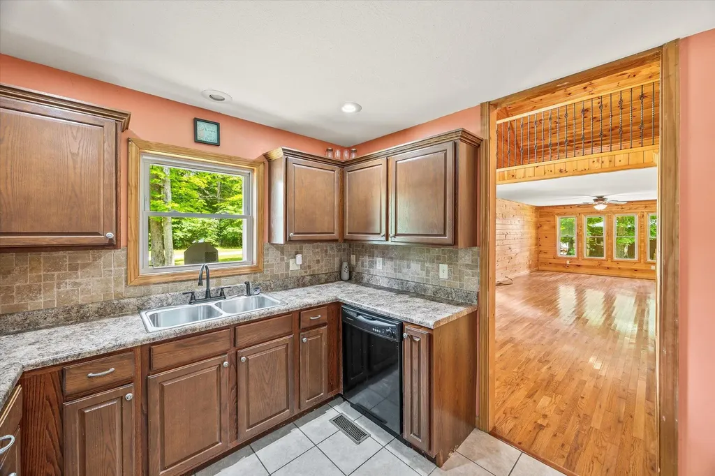 150 Bear Paw Road Albany KY 42602