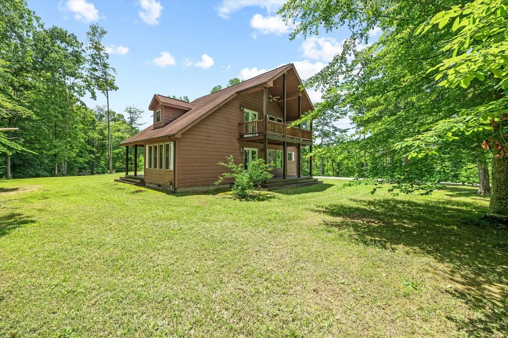 150 Bear Paw Road Albany KY 42602