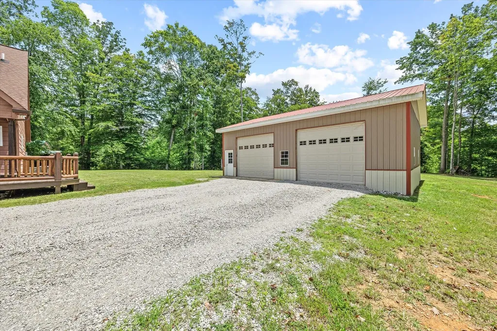 150 Bear Paw Road Albany KY 42602