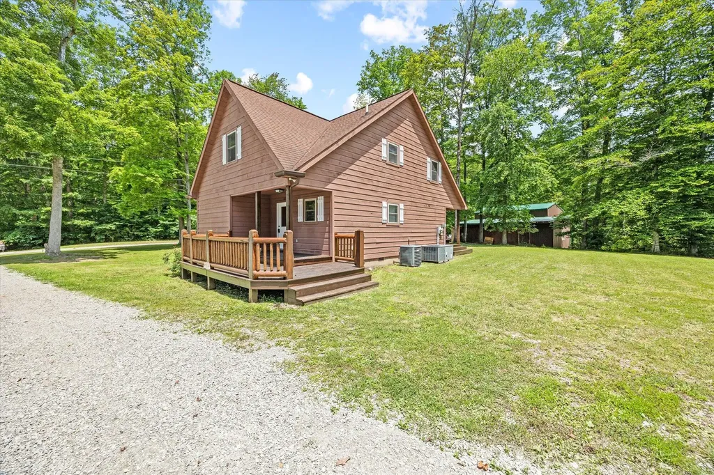 150 Bear Paw Road Albany KY 42602