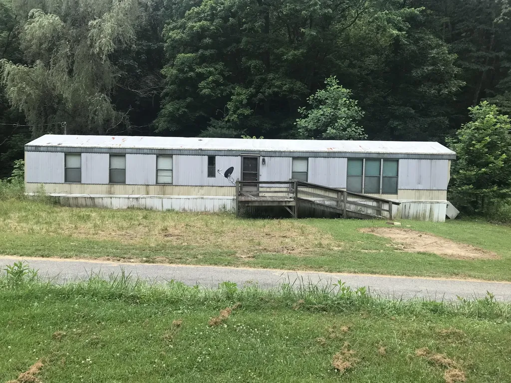 293 Ora Stevens Road Sandy Hook KY 41171