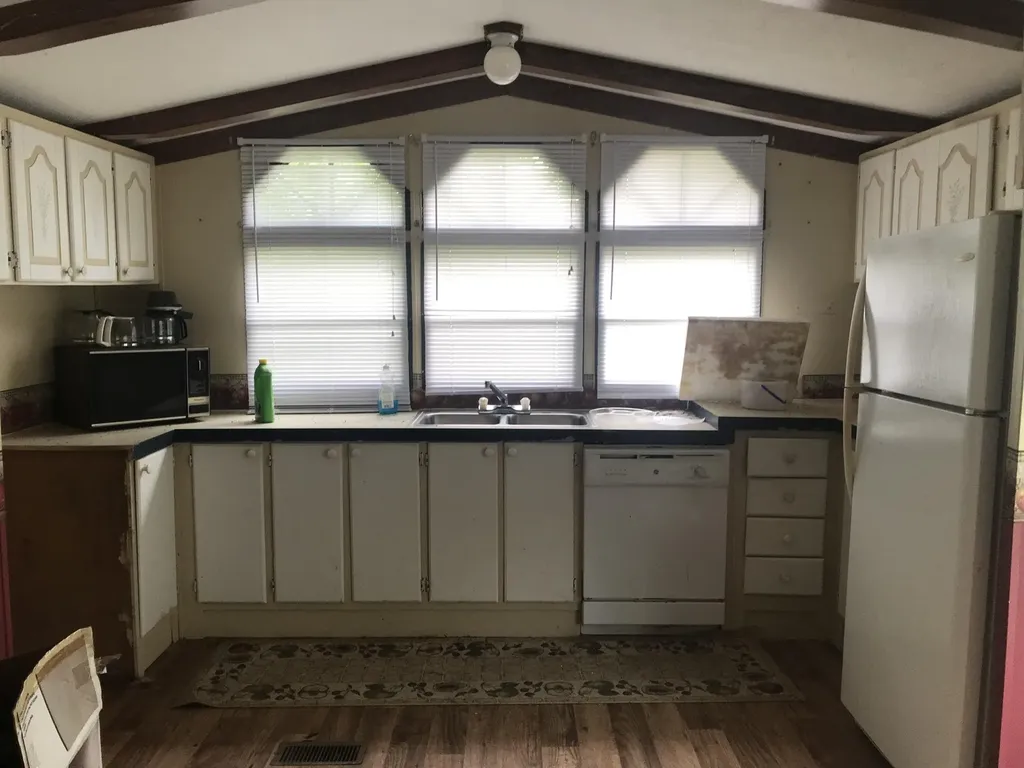 293 Ora Stevens Road Sandy Hook KY 41171