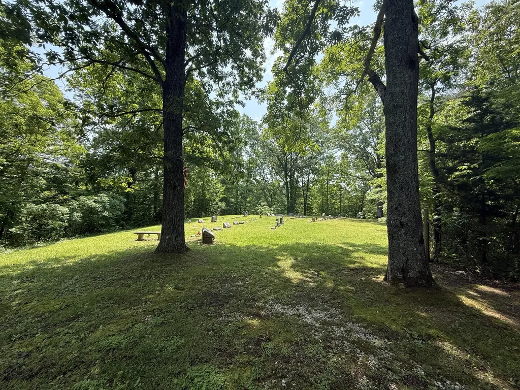 81 Happy Acres Road Beattyville KY 41311