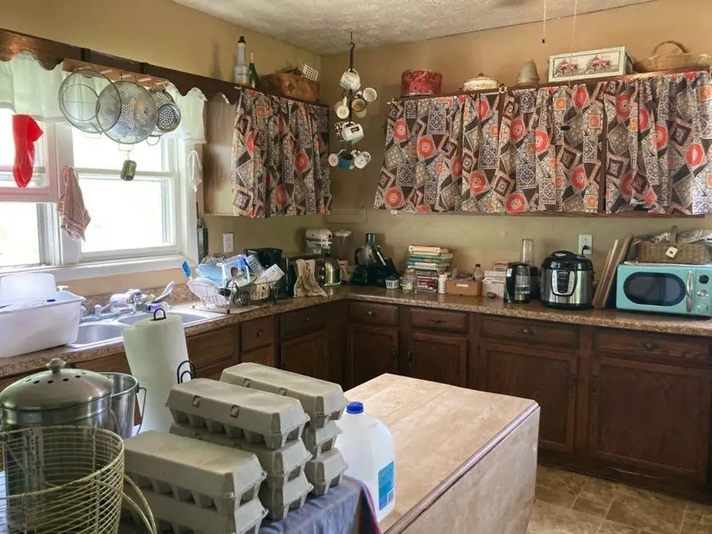 5446 Key 378 Vancleve KY 41385