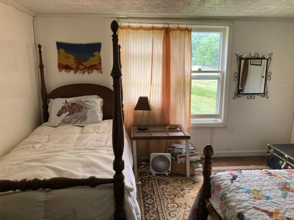 5446 Key 378 Vancleve KY 41385