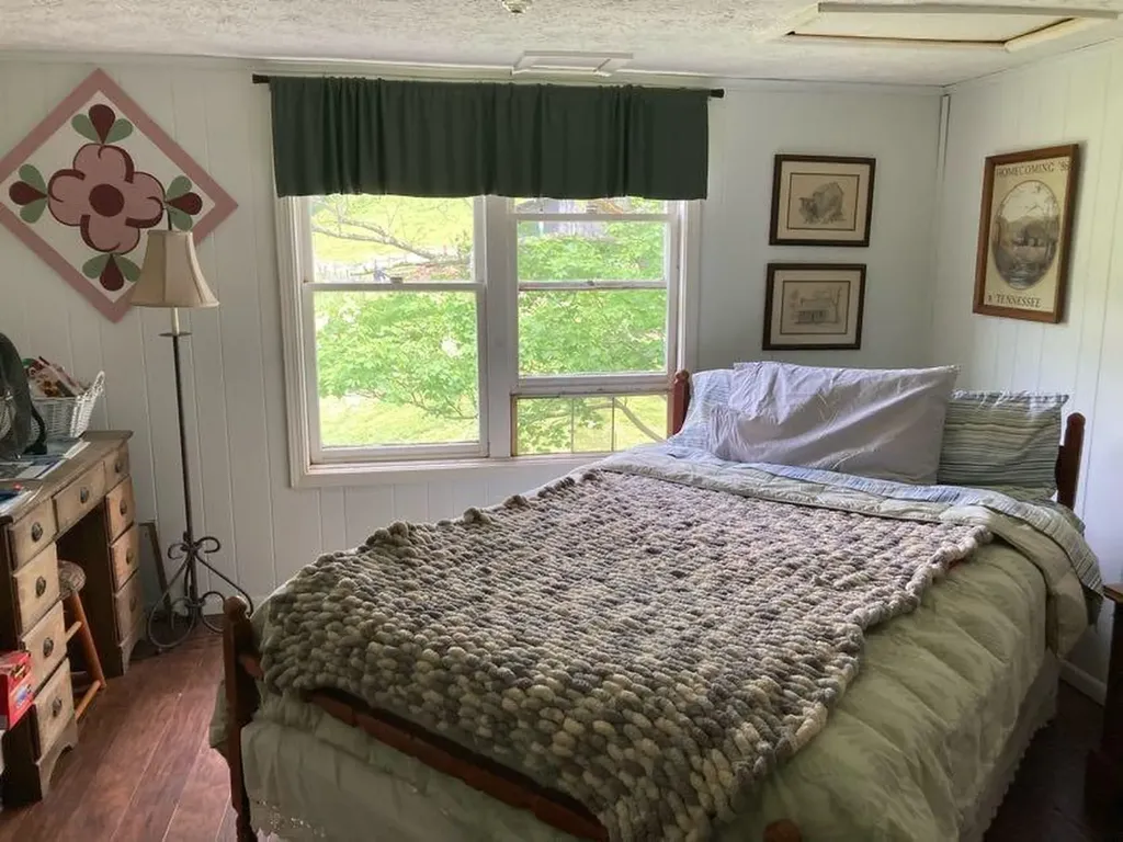 5446 Key 378 Vancleve KY 41385