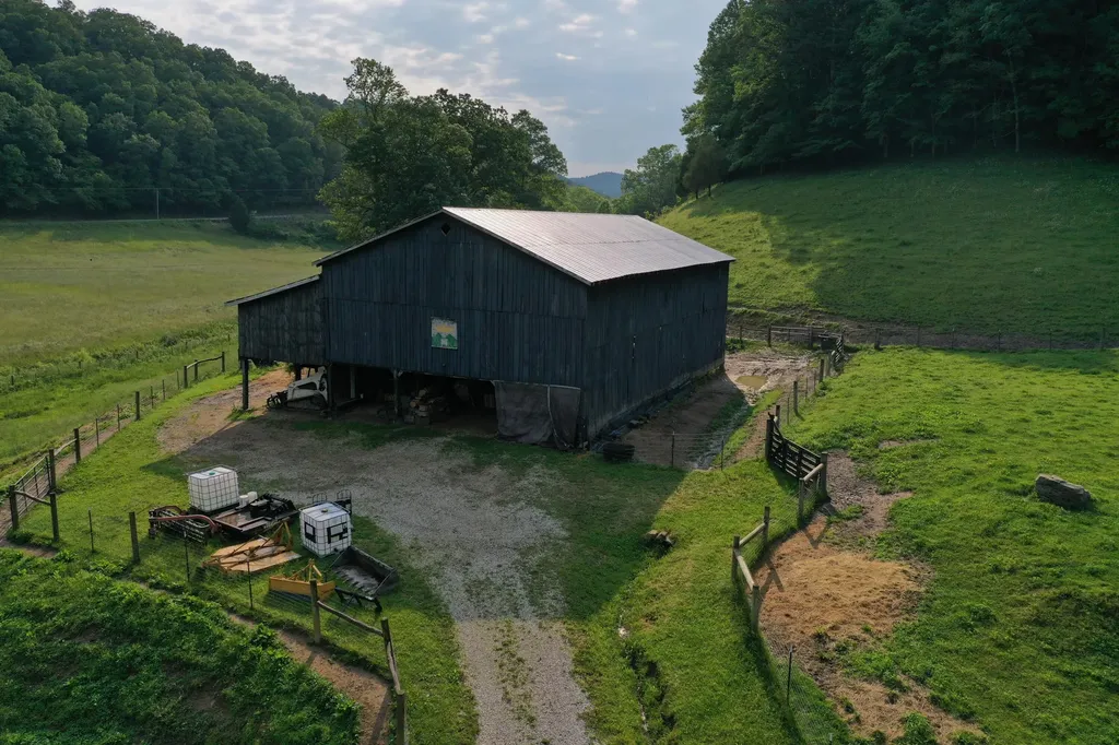 5446 Key 378 Vancleve KY 41385