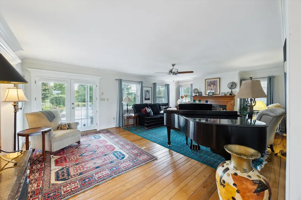 50 Chandamere Way Nicholasville KY 40356