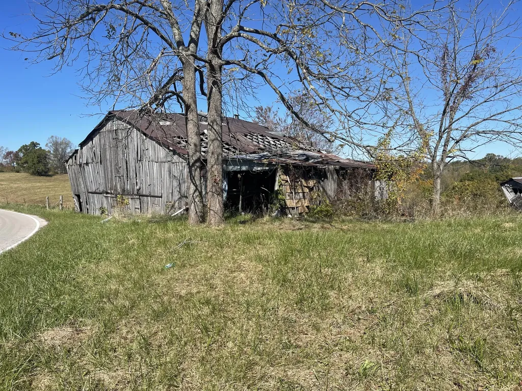 2494 Artville Road Wellington KY 40387