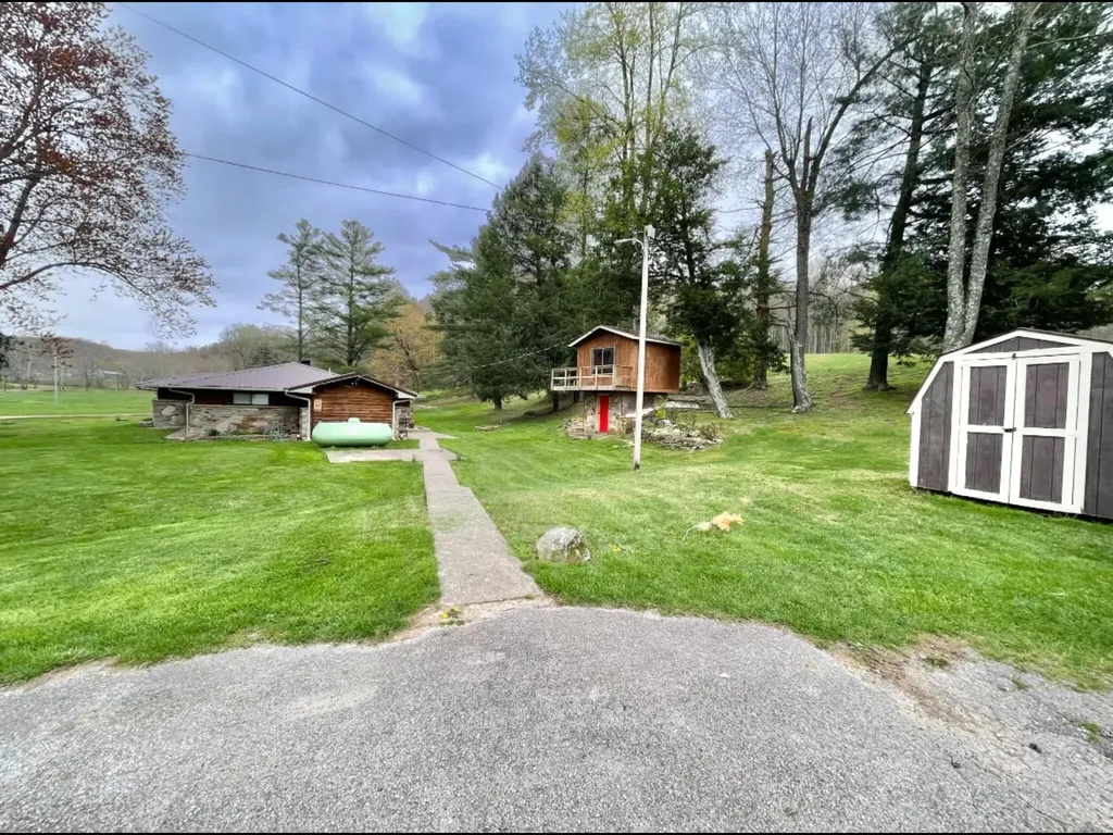 1459 Buck Lick Road Tollesboro KY 41189
