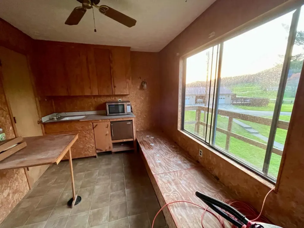 1459 Buck Lick Road Tollesboro KY 41189