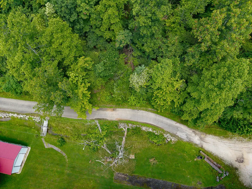 16 Coal Camp Road Hitchins KY 41146
