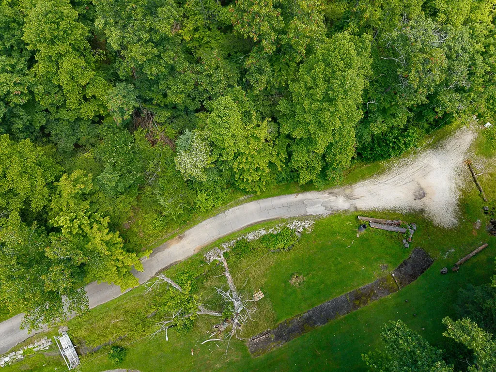 16 Coal Camp Road Hitchins KY 41146