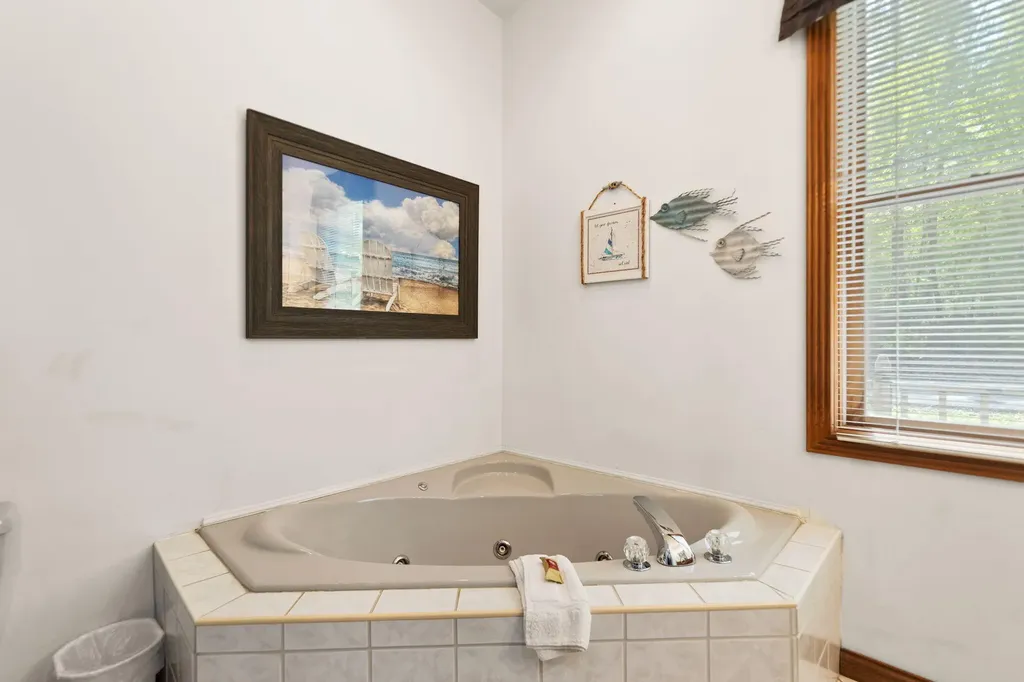 74 Clover Leaf Circle Burnside KY 42519