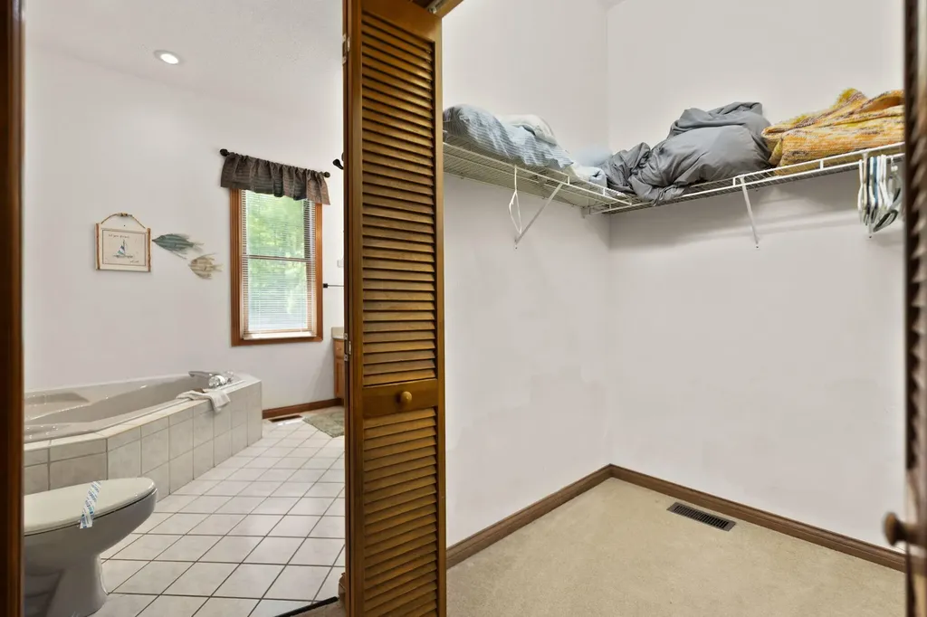 74 Clover Leaf Circle Burnside KY 42519