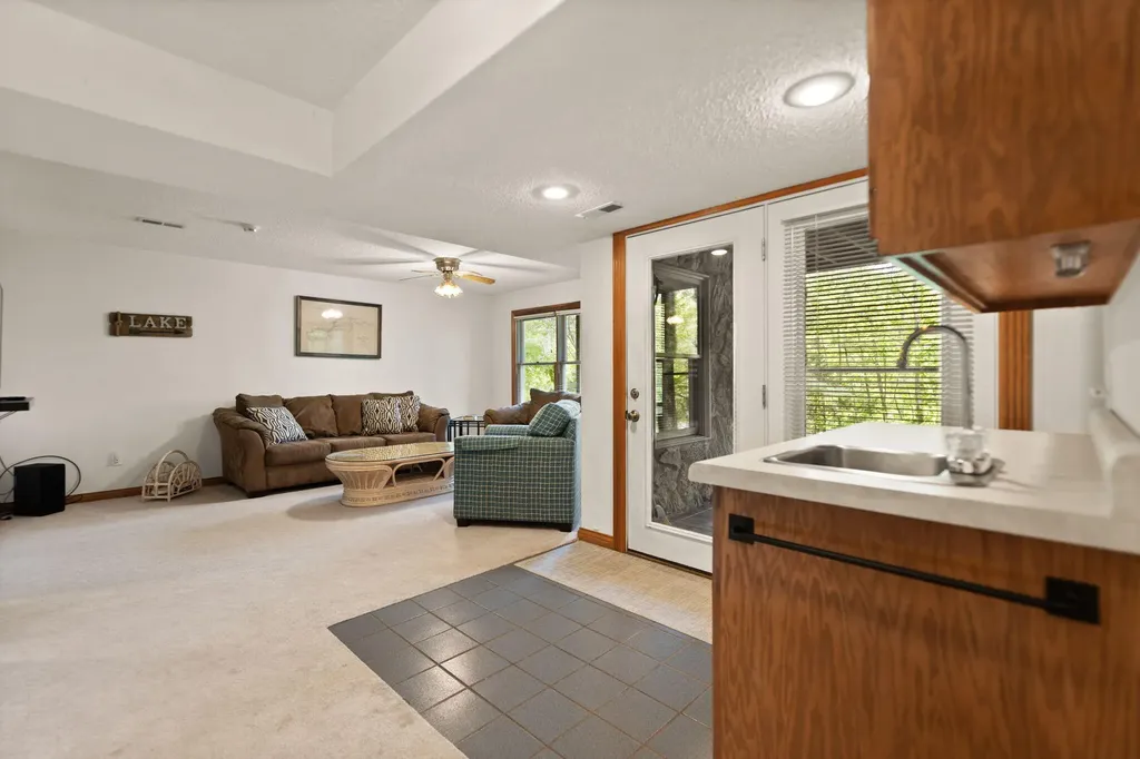 74 Clover Leaf Circle Burnside KY 42519