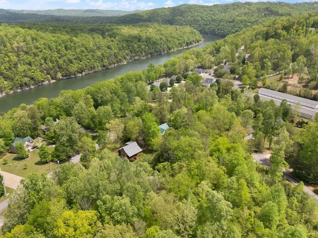 74 Clover Leaf Circle Burnside KY 42519