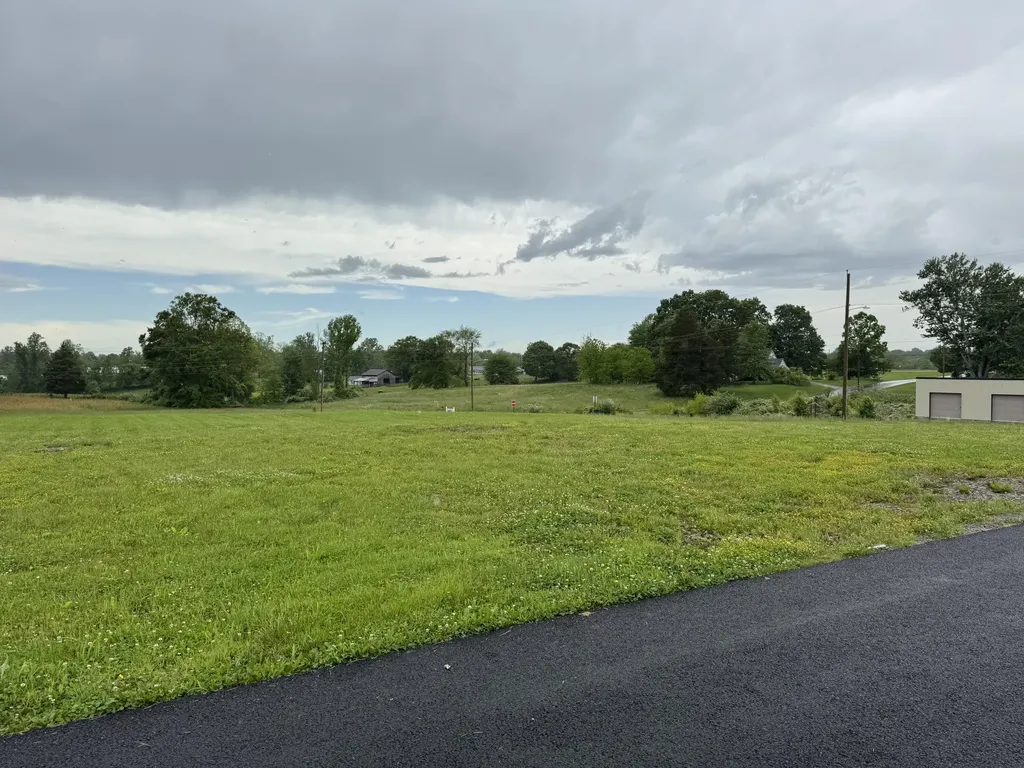 65 Hammer Drive Russell Springs KY 42642