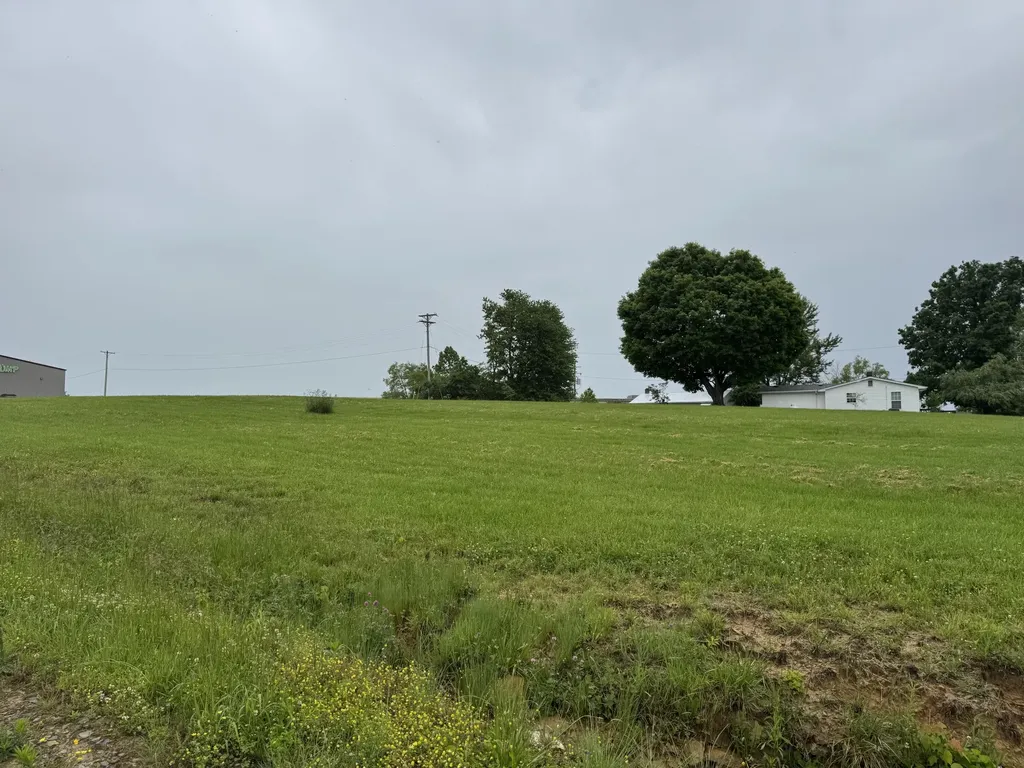 65 Hammer Drive Russell Springs KY 42642