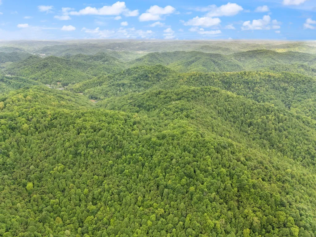 9999 Little Beech Creek Road Manchester KY 40962