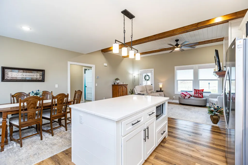 80 Josalyn Court Paint Lick KY 40461