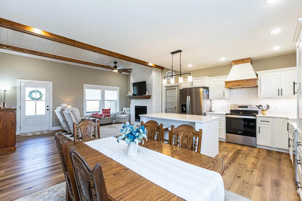 80 Josalyn Court Paint Lick KY 40461