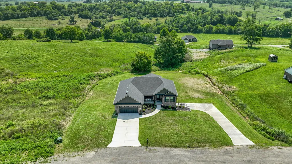 80 Josalyn Court Paint Lick KY 40461