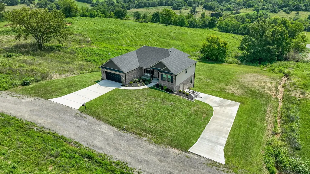80 Josalyn Court Paint Lick KY 40461