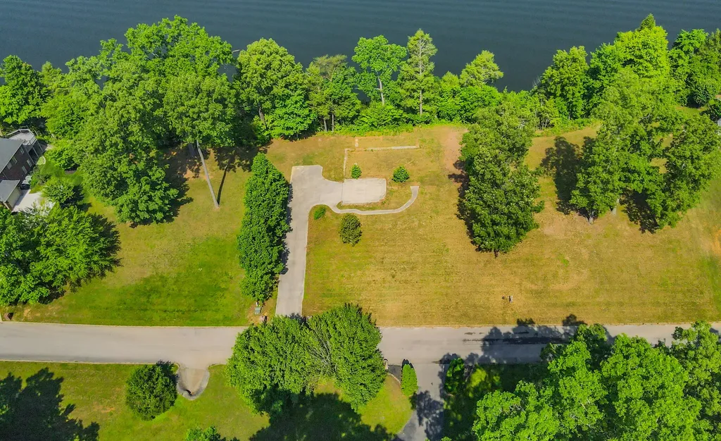 642 Water Cliff Drive Somerset KY 42503