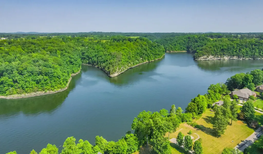 642 Water Cliff Drive Somerset KY 42503