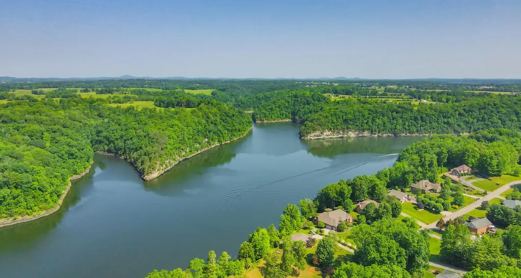642 Water Cliff Drive Somerset KY 42503